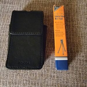 Kodak camera case & mini tripod